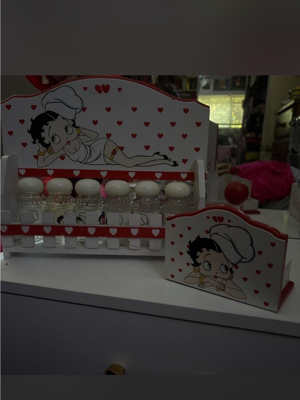 Betty Boop White and Red Heart Wooden Spice Rack 2002
